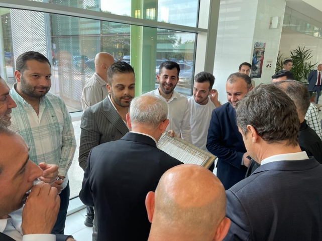 CHP'li Akkol'dan Kılıçdaroğlu'na anahtar teslimi: AKP zulmü sizinle bitecek!