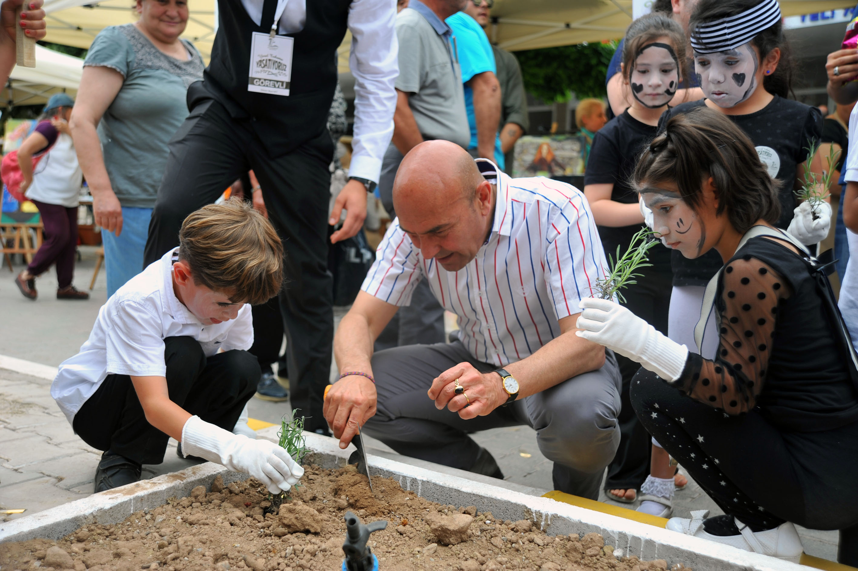 Tohumun Bayramı Seferihisar'da yapıldı