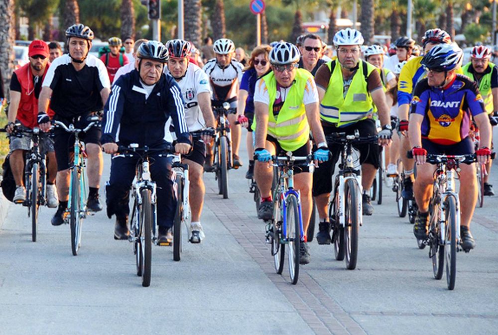 Avrupa Bisiklet Yarışması'na Destek İçin İzmir Pedal Çevirecek