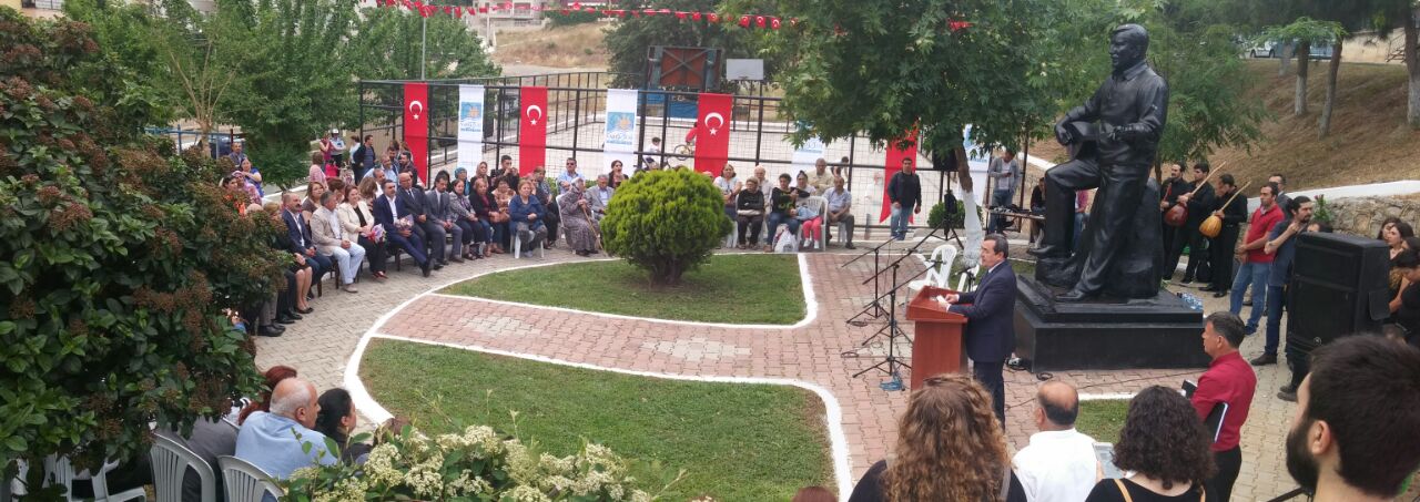 Aşık Mahzuni Narlıdere'de Anılıyor