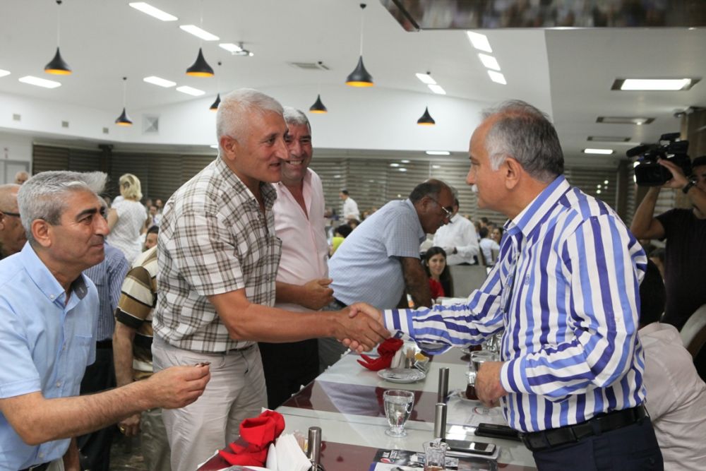 Bayraklı’da birlik ve beraberlik iftarı