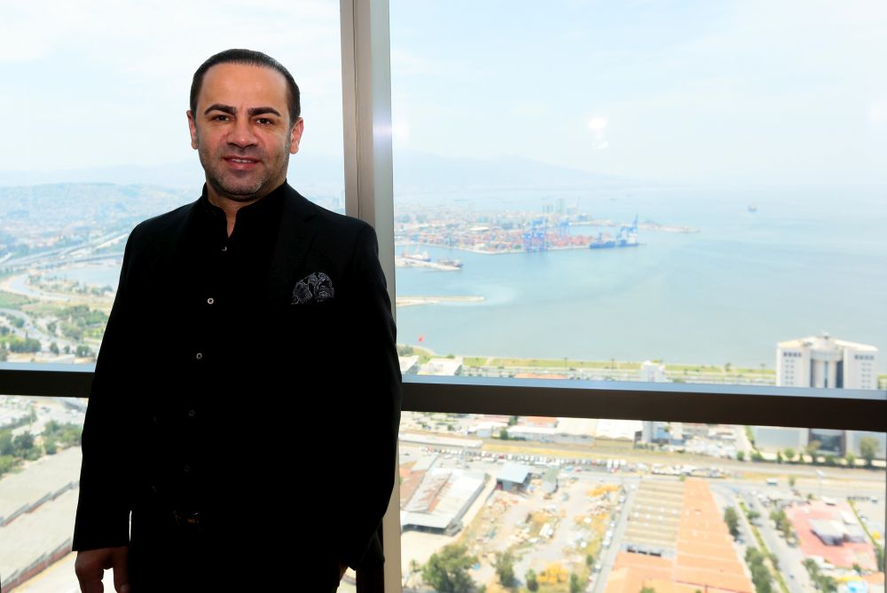 Folkart ile Aston Martin Alaçatı'da