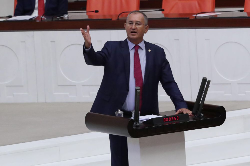 CHP’li Sertel: Bankamatik soyguncusu gazeteciler kim? Açıklayın!