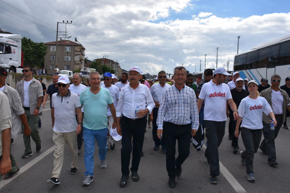 Adalet Yürüyüşçüleri Menemen Yoğurdu İle Ferahladı