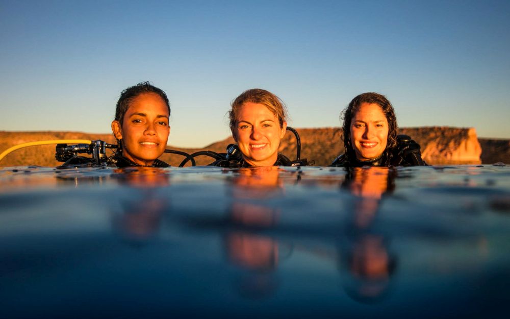 Dünya Kadın Dalgıçlar Günü Karşıyaka’da kutlanacak