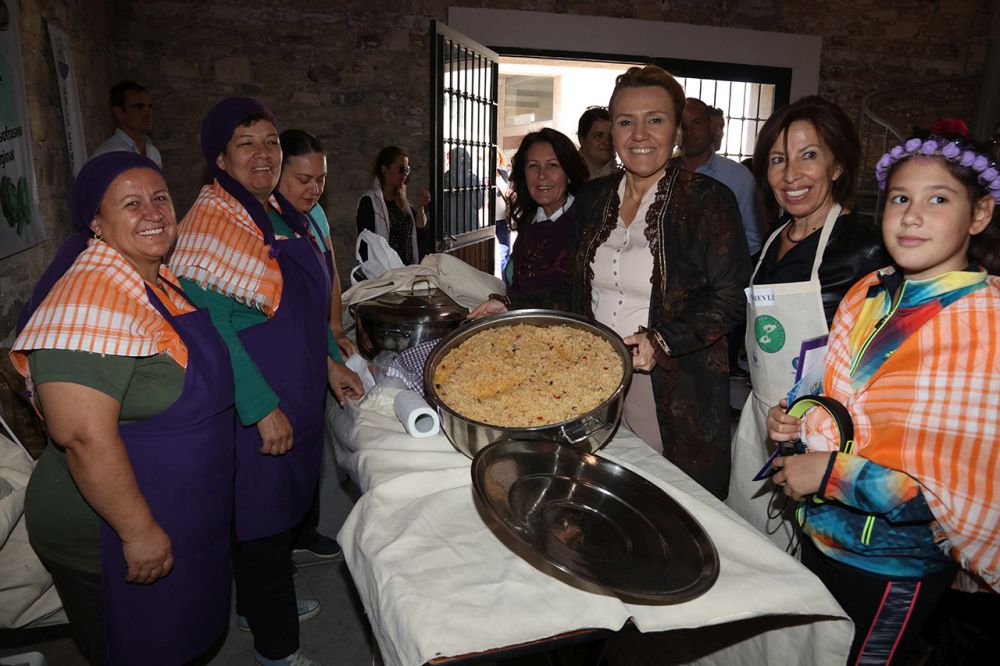 ATA TOHUMLARI URLA’DA ÇOĞALDI