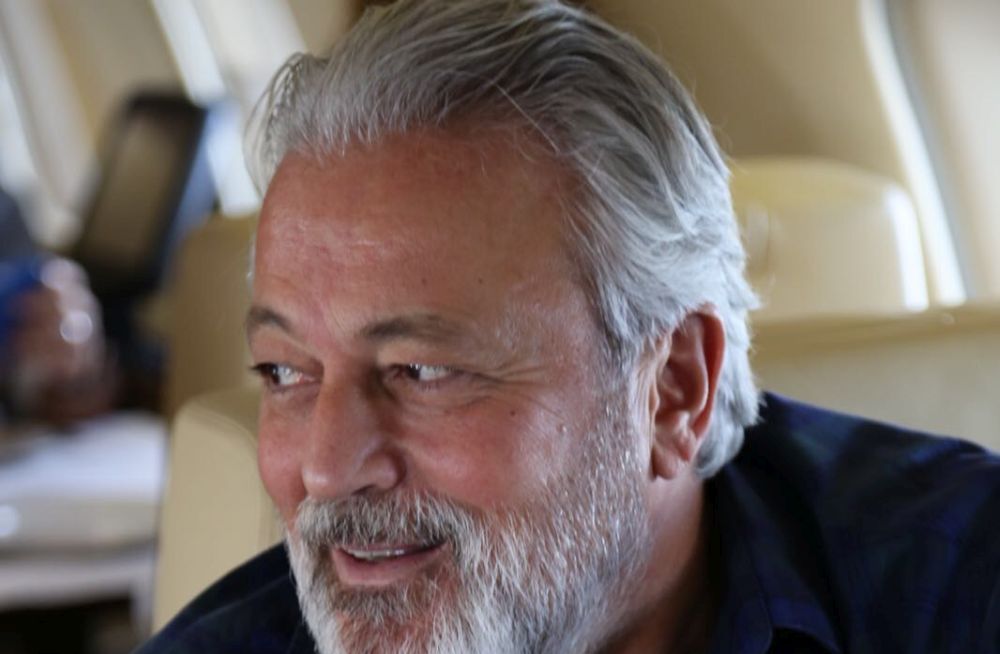 Ünal Ersözlü’den gelecek ve iyi insanlık için yeni bir felsefe kitabı: