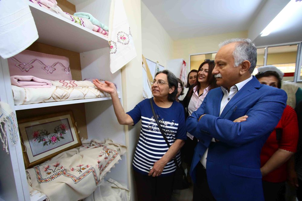 Bayraklı'da kurslara yoğun ilgi