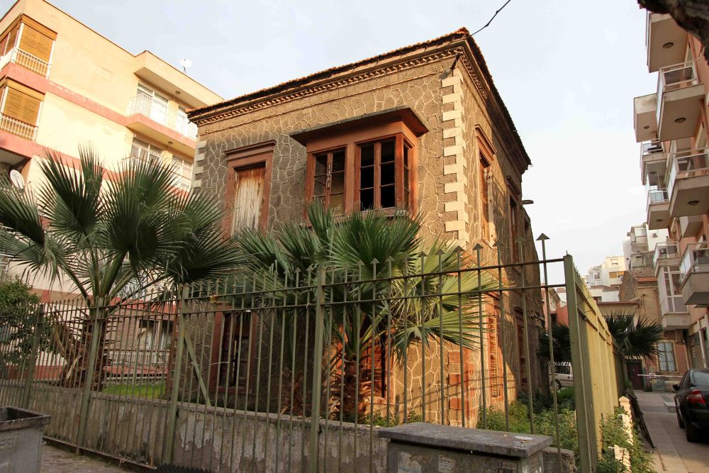Karşıyaka’nın “Mahfel'i” kurtulacak