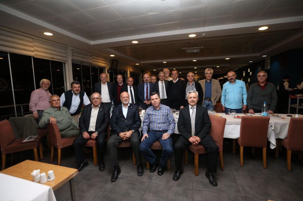 Tansaş eski çalışanları Karşıyaka’da buluştu