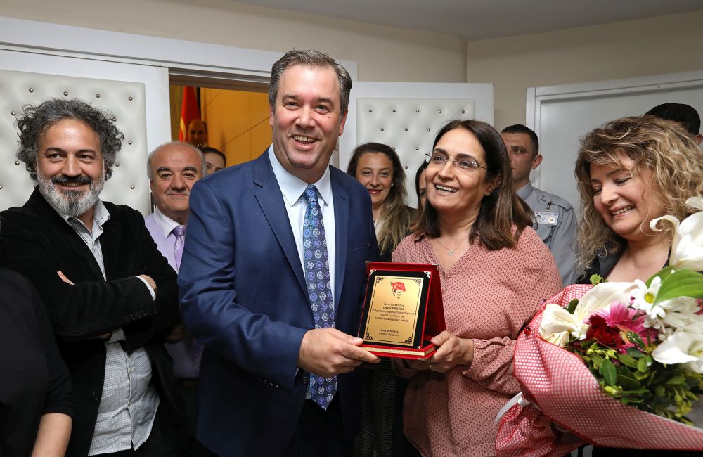 Başkan Piriştina’yı duygulandıran sürpriz ziyaret