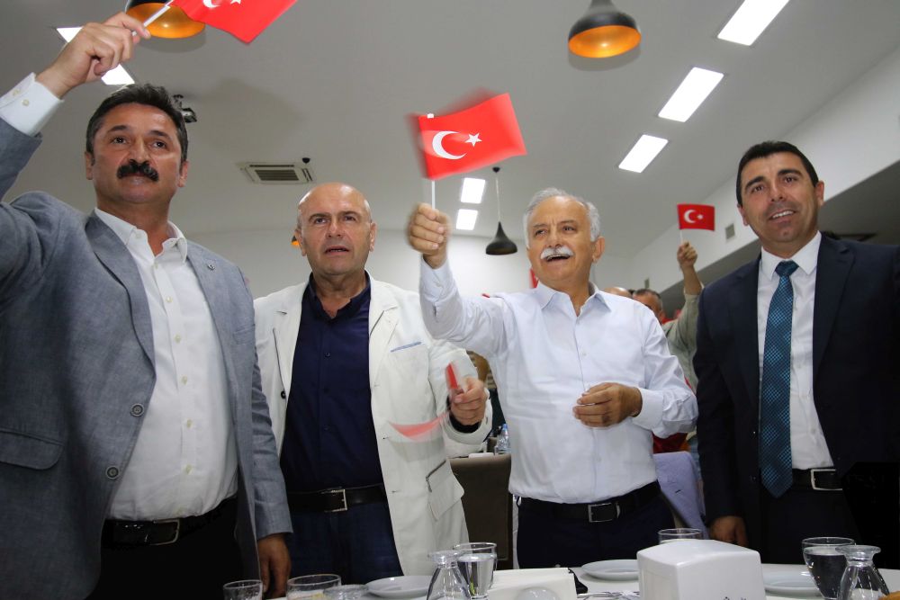 Başkan Karabağ, amatör kulüp yöneticileriyle buluştu