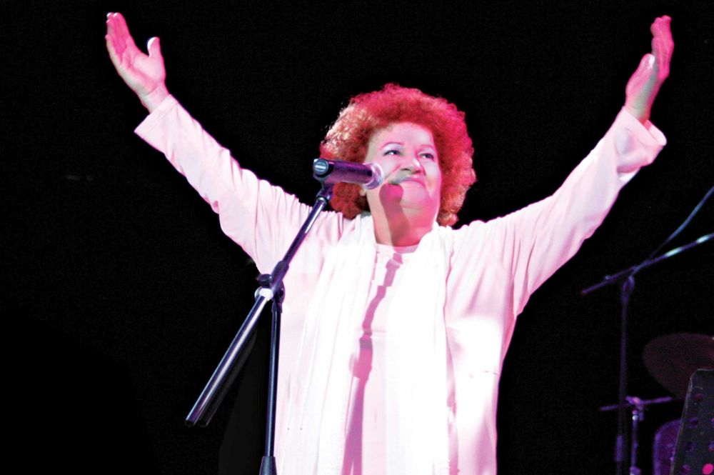 Selda Bağcan: Ben sol muhafazakarım açık giyinmeyi ayıp buluyorum