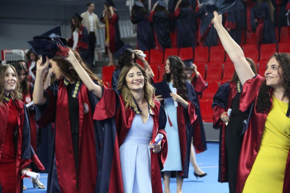 Sağlık sektörünün beyaz melekleri göreve hazır