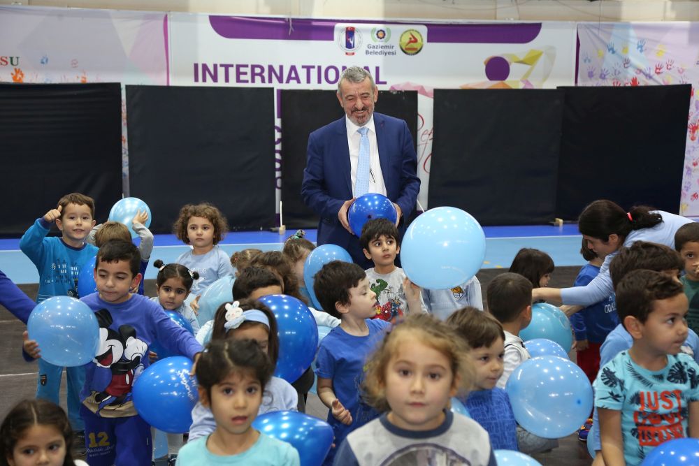 Gaziemir Belediyesi’nden Unicef’e destek: Go Blue