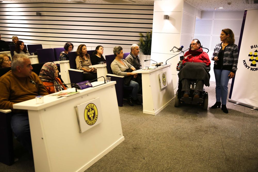 Buca’da “Hawking” Hastalığı İçin Farkındalık Yaratıldı