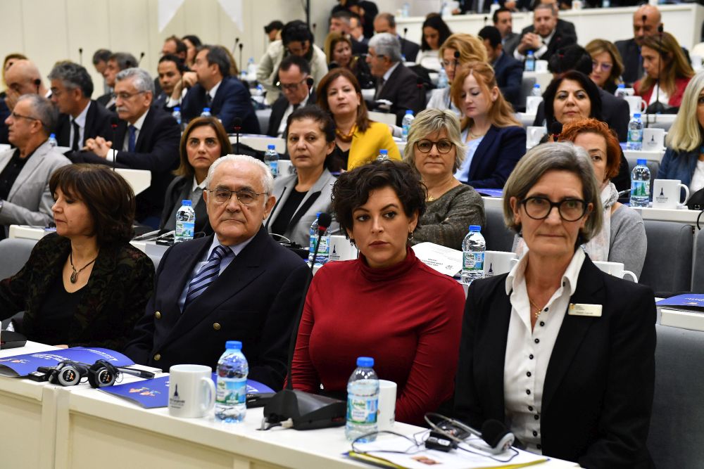 İzmir Büyükşehir Belediyesi'nden Çocuk Hakları Çalıştayı