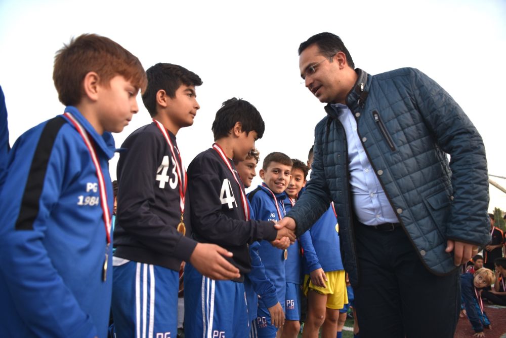 Sporda marka kent: Bornova