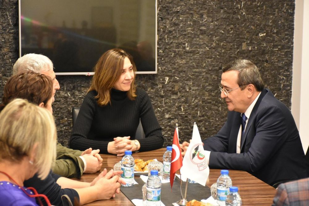 Başkan Batur, Tabip Odası'na İzmir vizyonunu anlattı
