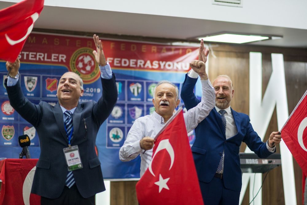 Bayraklı Belediye Başkanı Hasan Karabağ; “Futbol sadece futbol değildir”