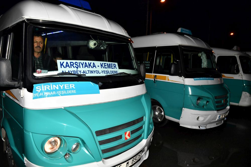 Oda'dan geri adım. İzmir'de minibüs zammı iptal.