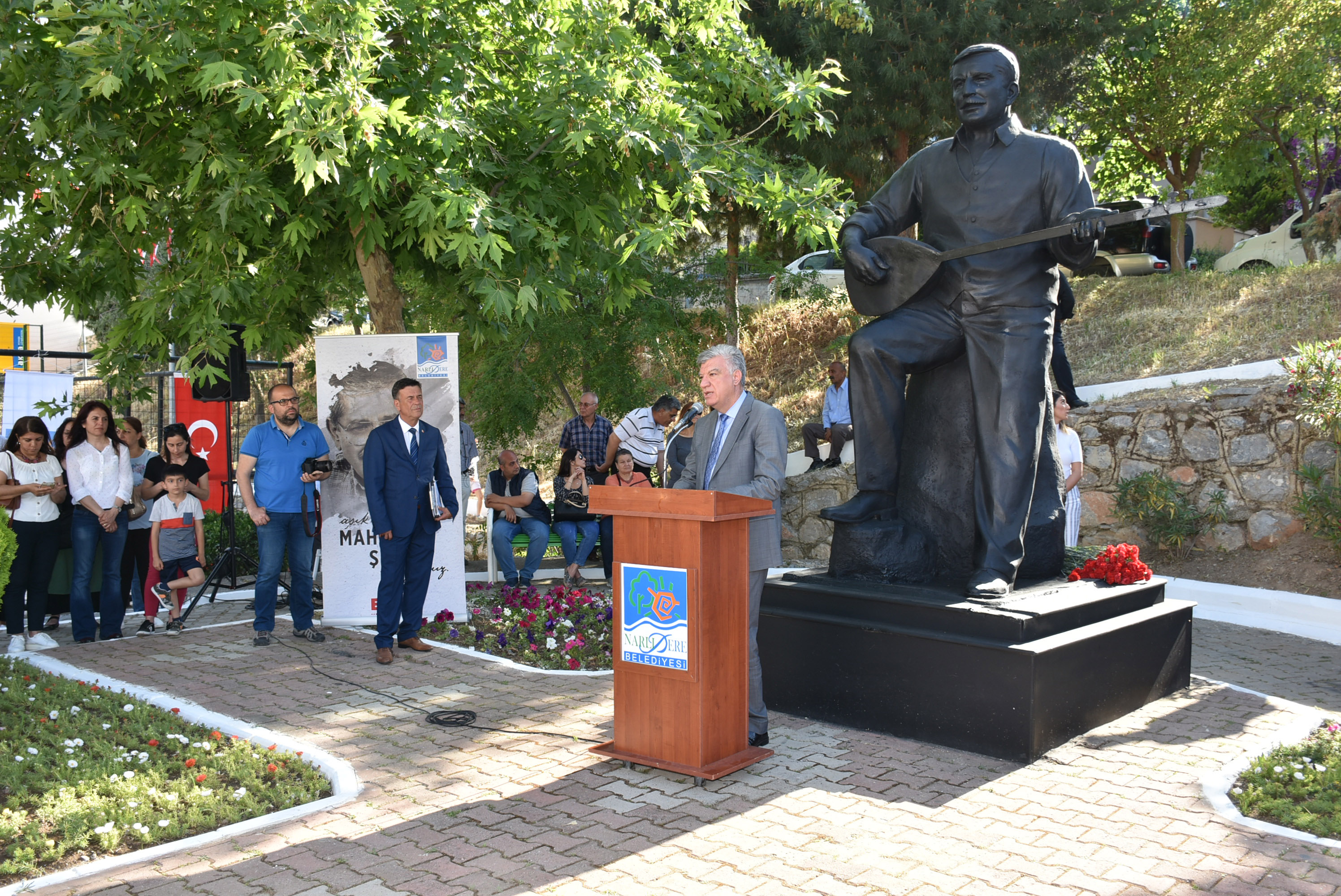 Aşık Mahzuni Şerif Narlıdere’de anıldı