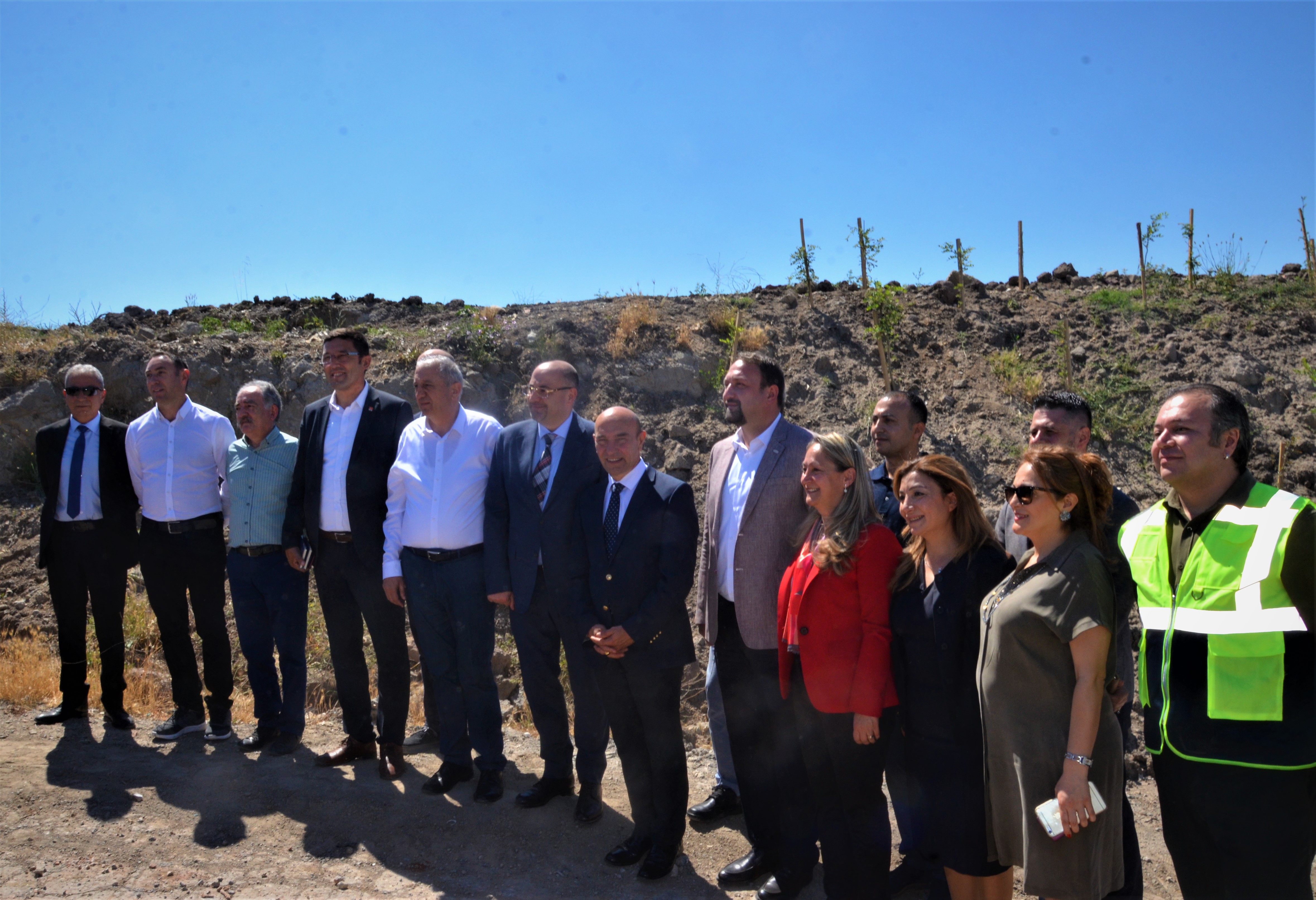 Başkan Soyer, Türkiye'ye örnek olacak tesisi tanıttı