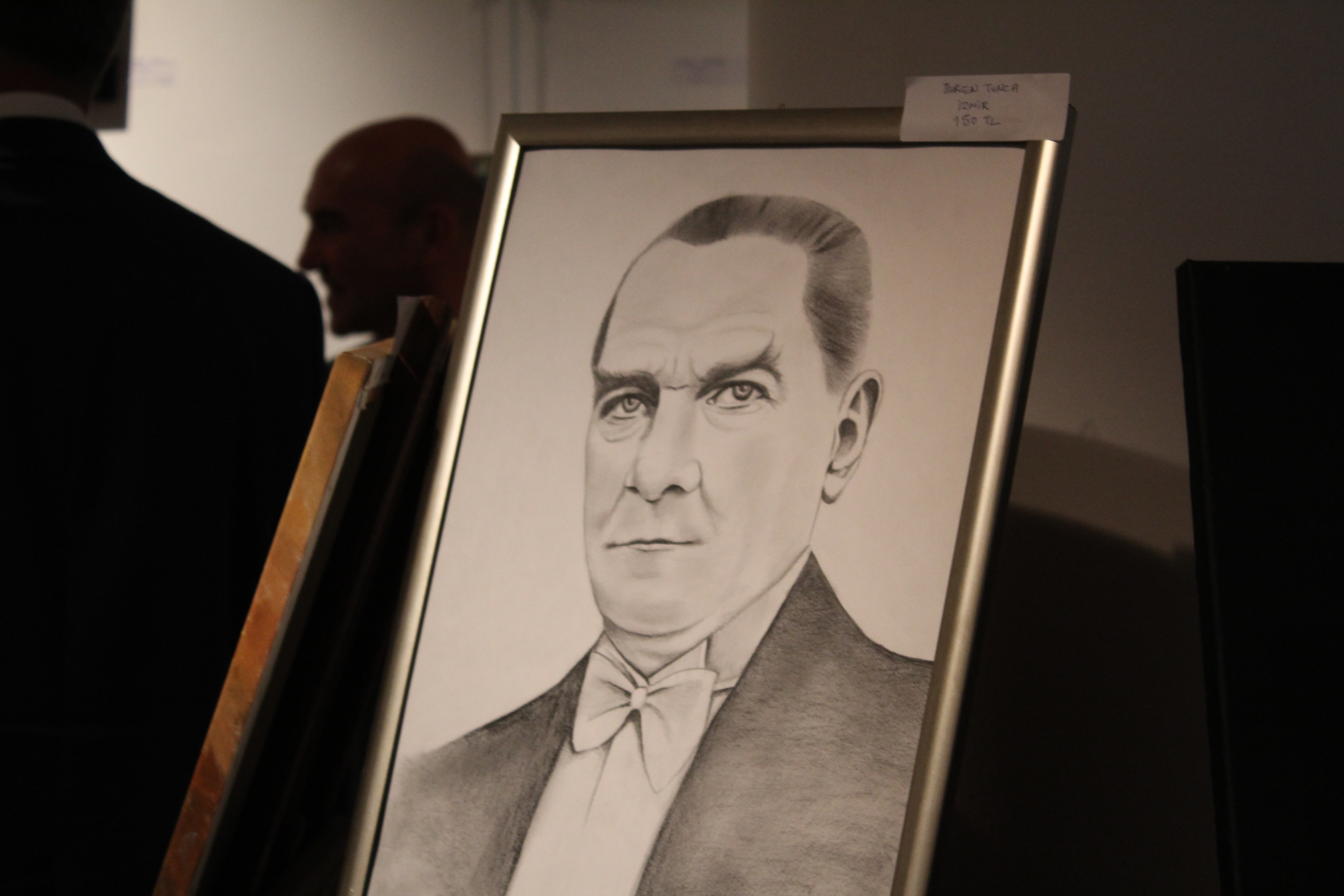 HERŞEY ÇOK GÜZEL OLACAK KARMA RESİM SERGİSİ AASSM'DE AÇILDI