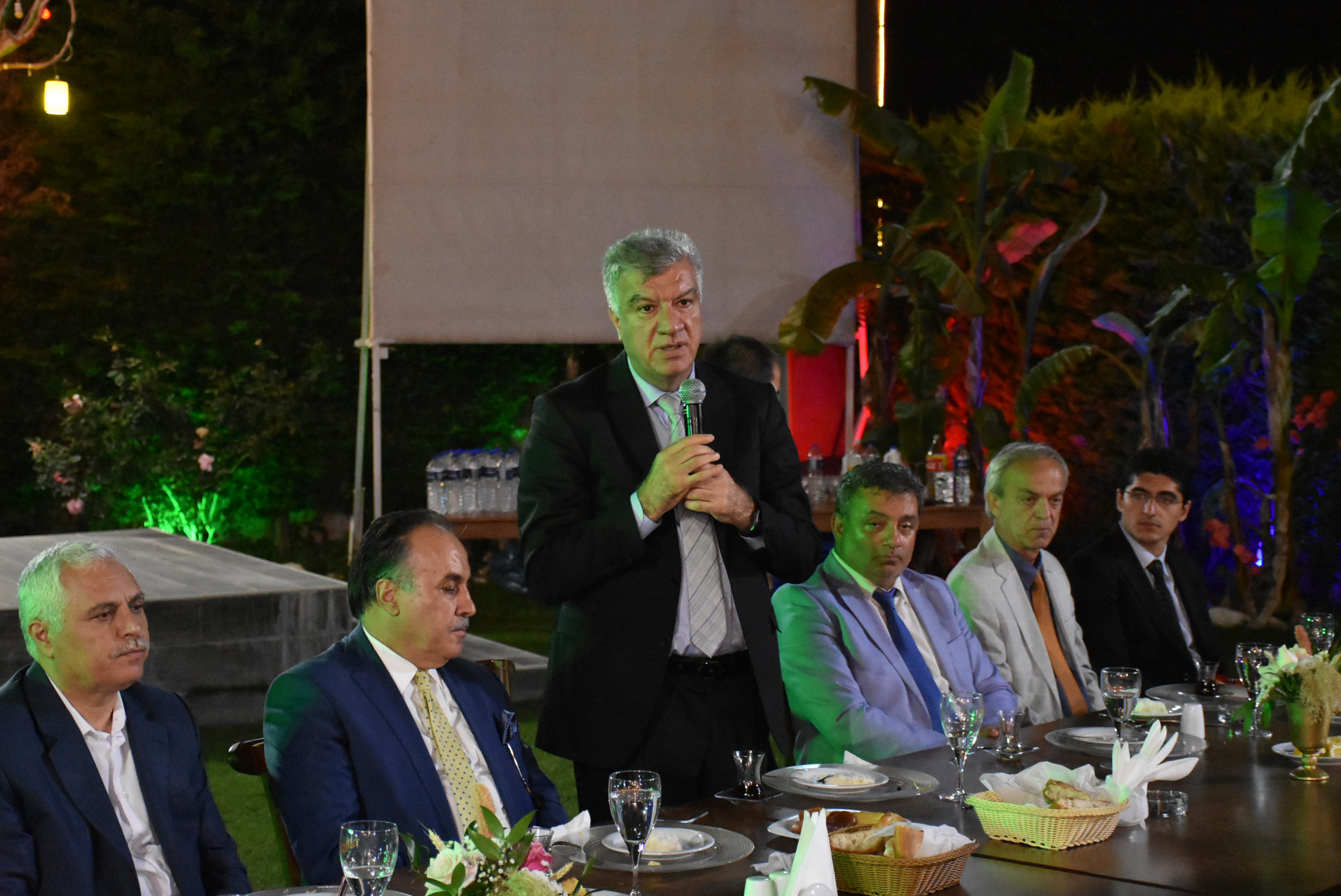 Narlıdere'de Birliktelik Mesajları