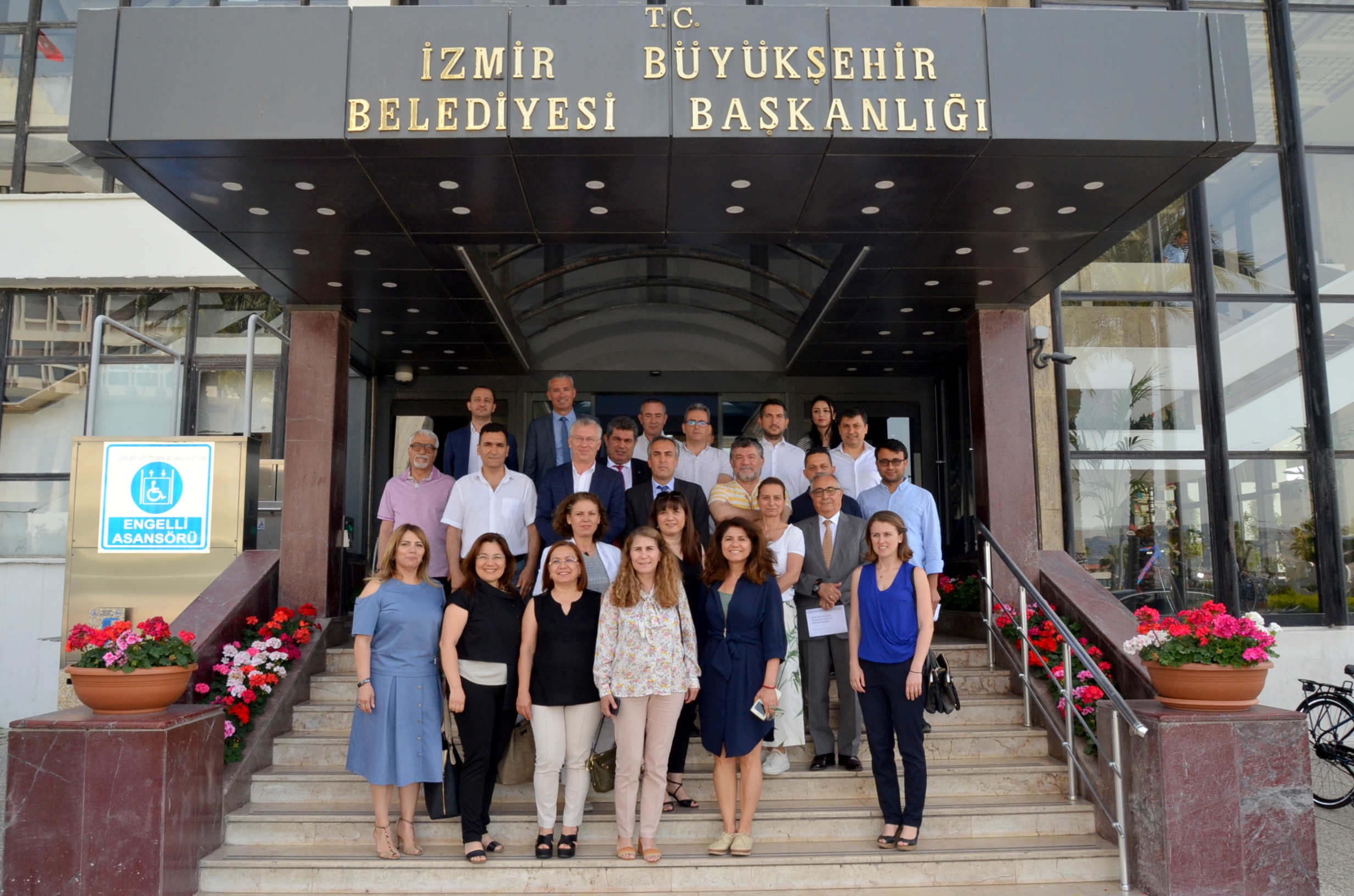 Başkan Soyer'den mimar ve mühendislere 'Stratejik Plan' müjdesi