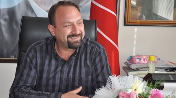 Başkan Gümrükçü trafik kazası geçirdi!