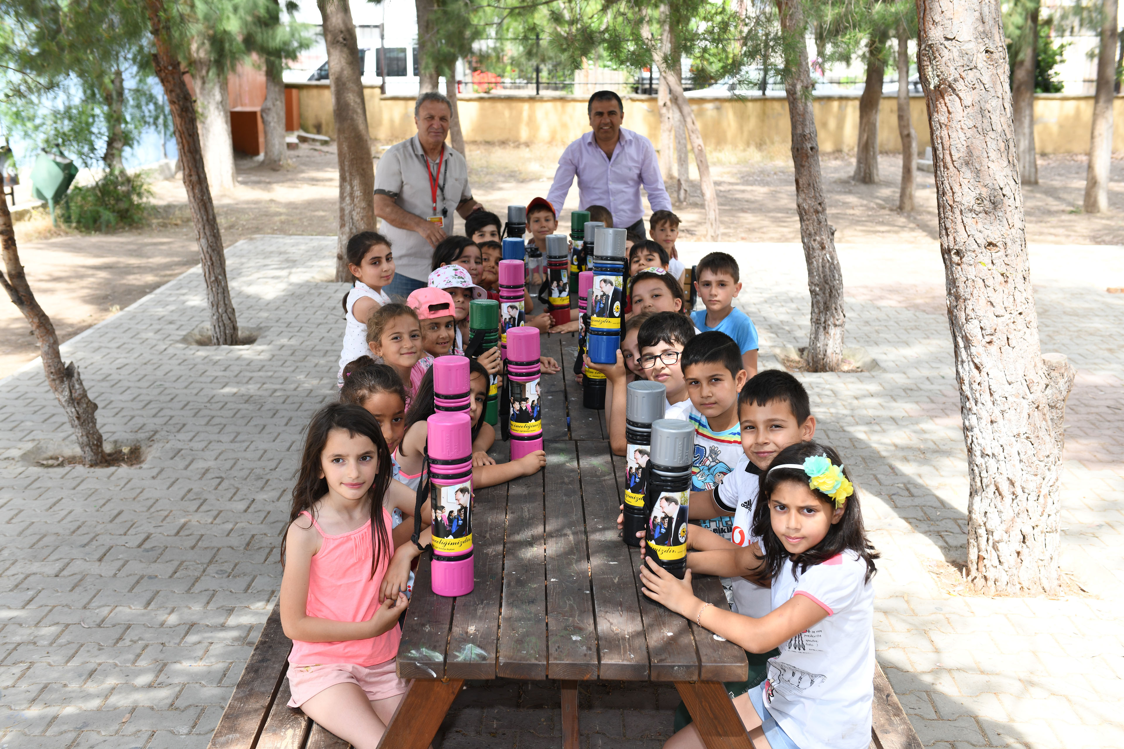 Çiğli Belediyesi'nden tüm okullara satranç takımı