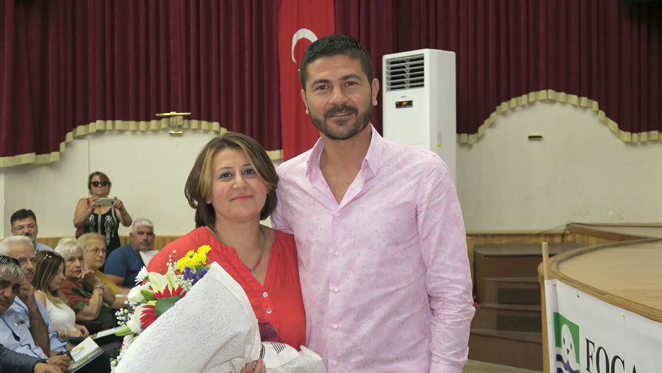 Foça Kent Konseyine ilk kadın başkan