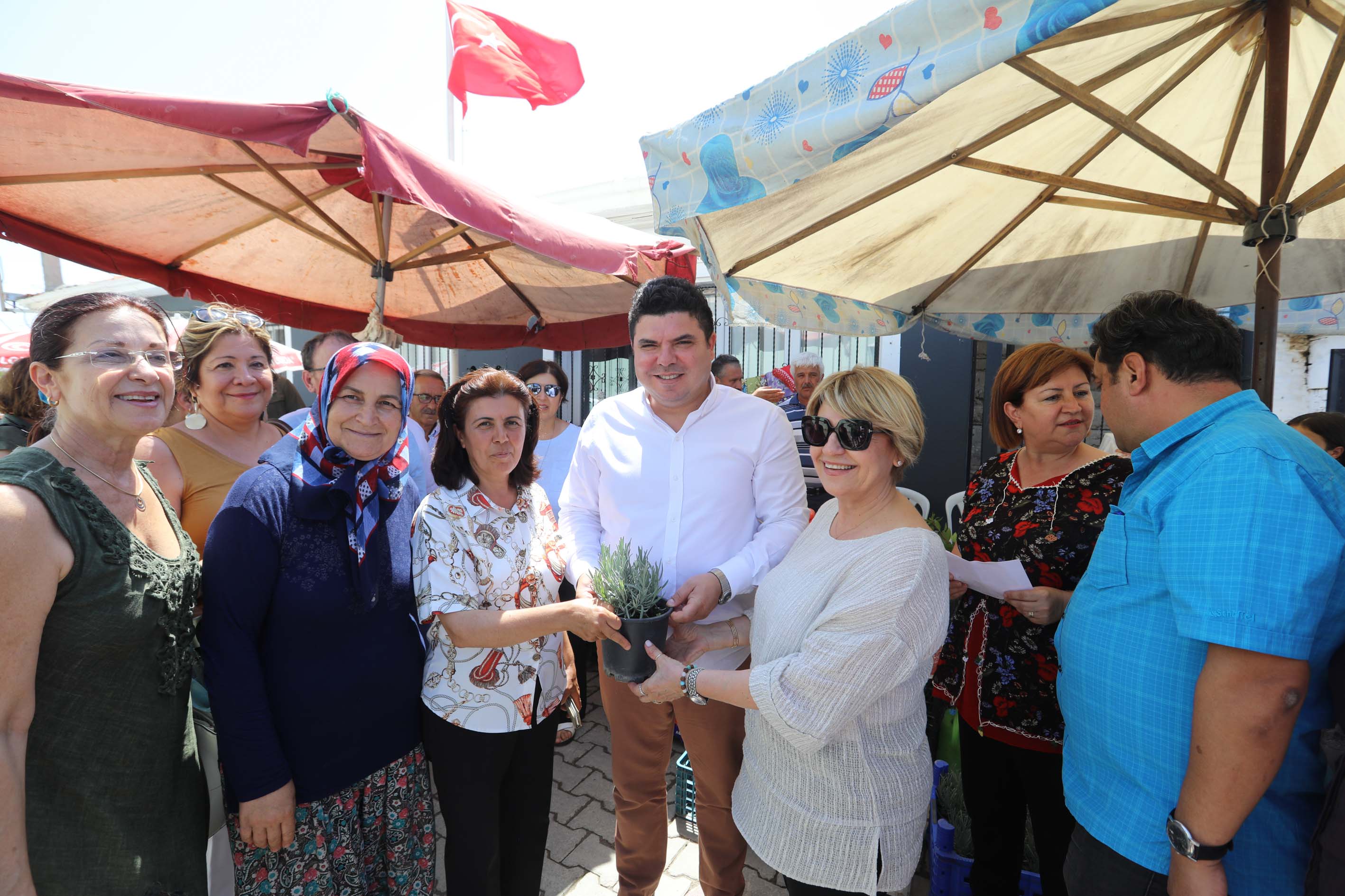 Buca Belediyesi'nden Türkiye'ye örnek olacak kadın işbirliği