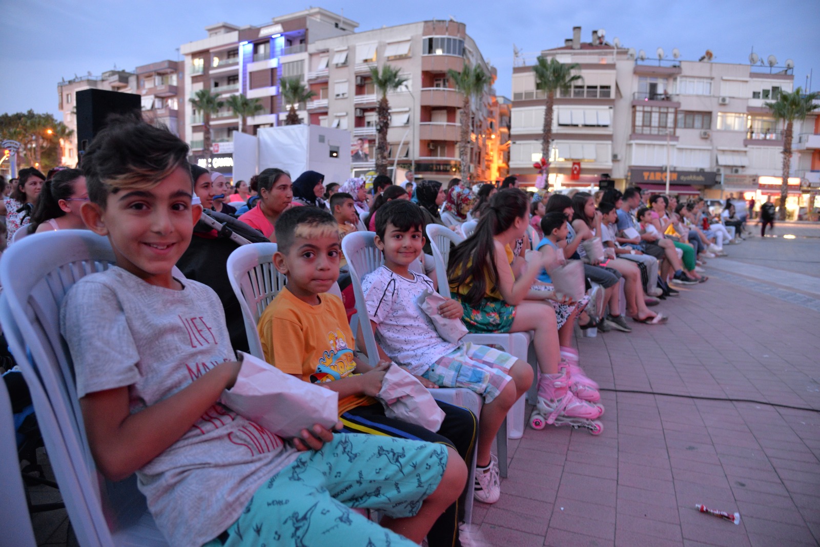 Menemen “Nostaljik Sinema Günleri” başladı