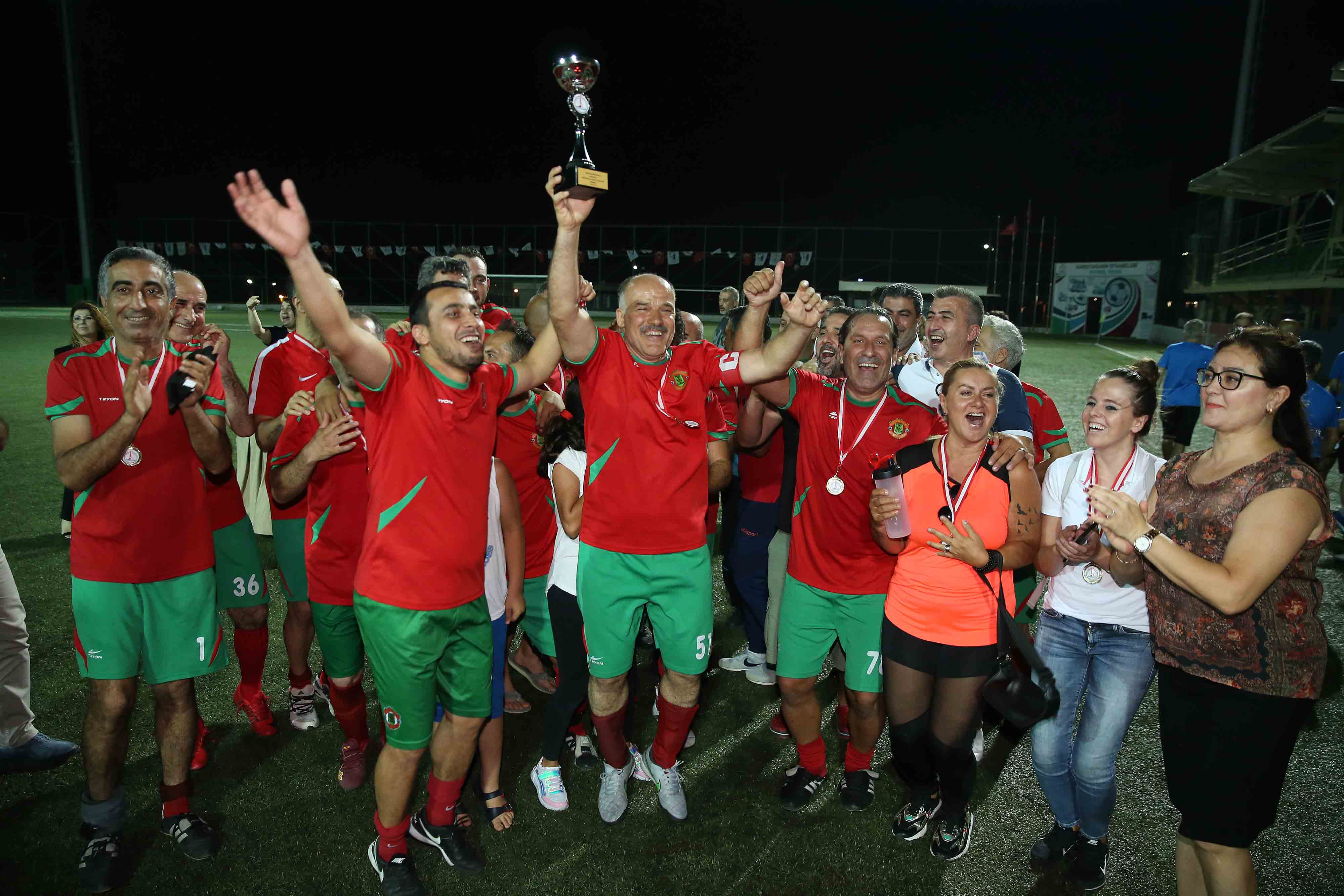 Karşıyaka'da her yaşta spor