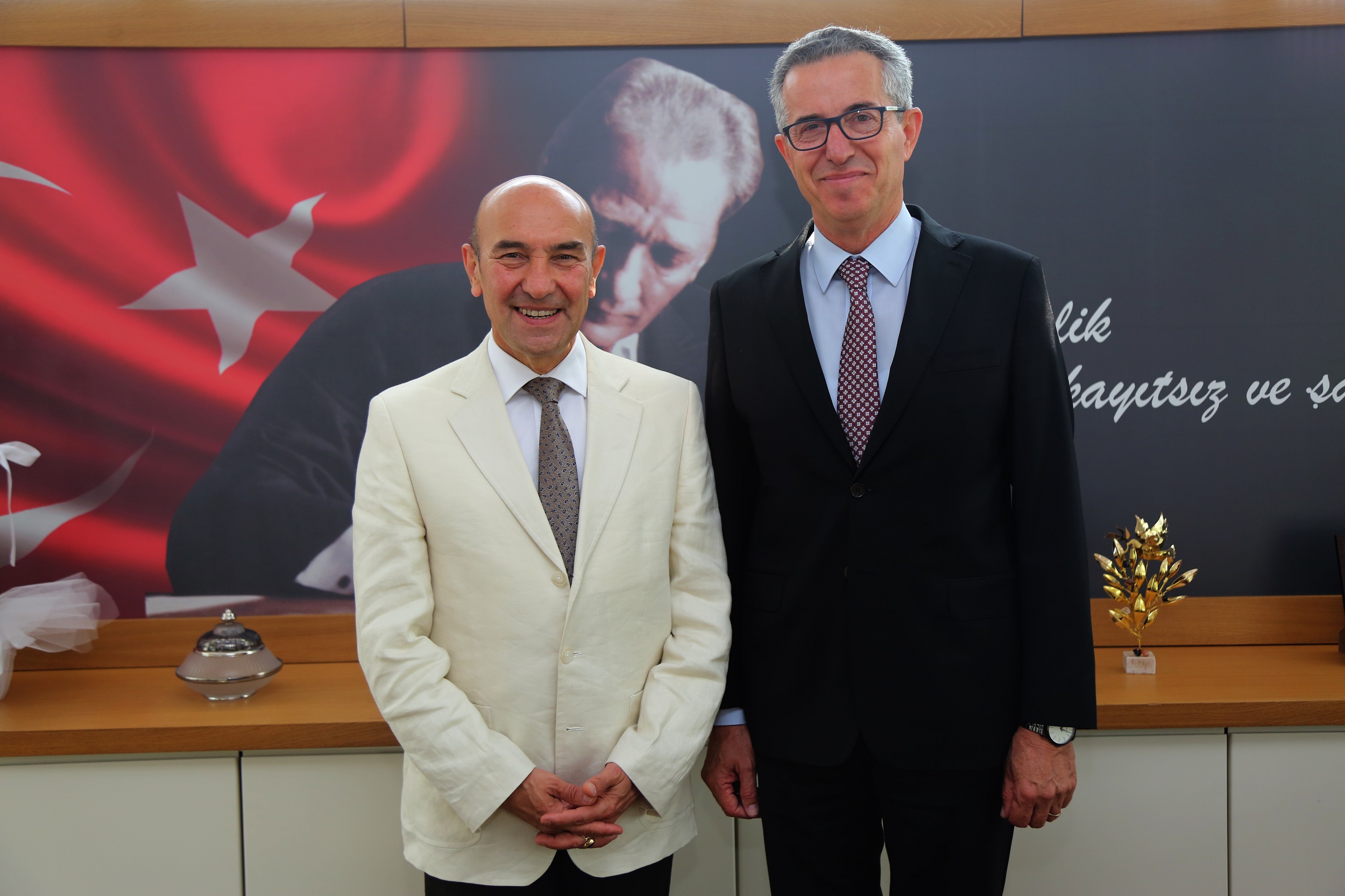 Gaziemir'de metro sevinci. Başkan Arda 