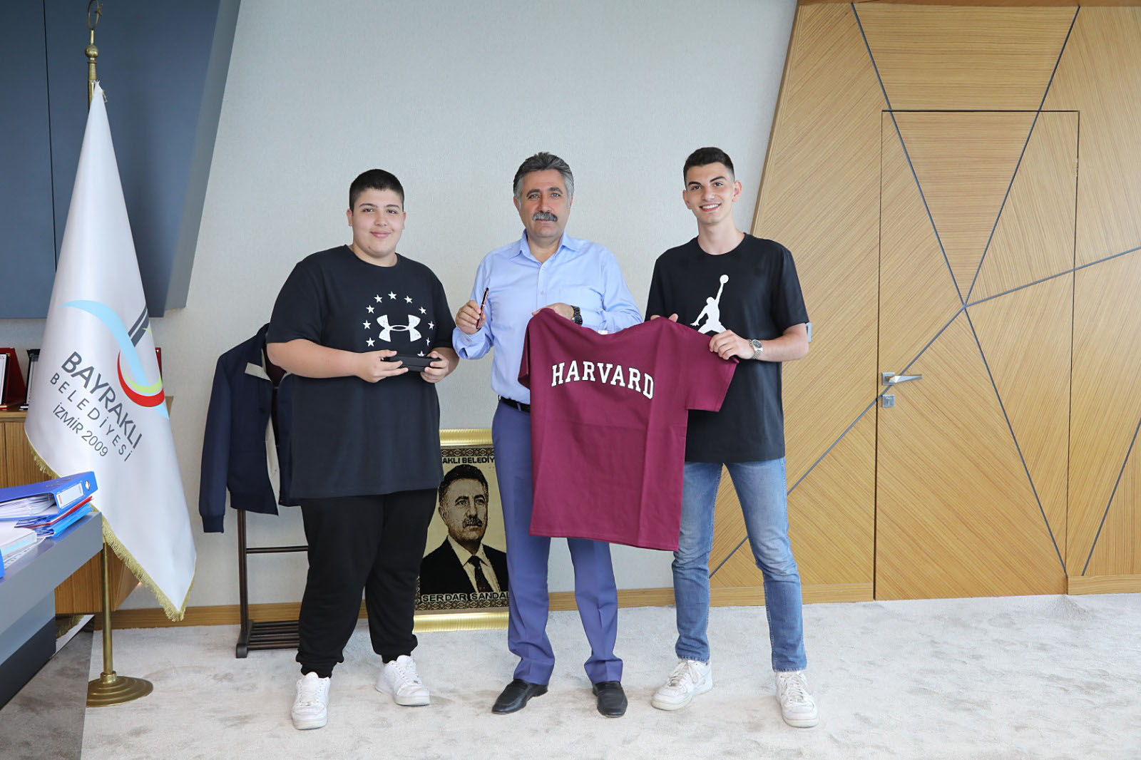 Bayraklılı gençlerin Harvard başarısı