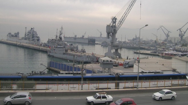 Alaybey Tersanesi yerinde kalıyor