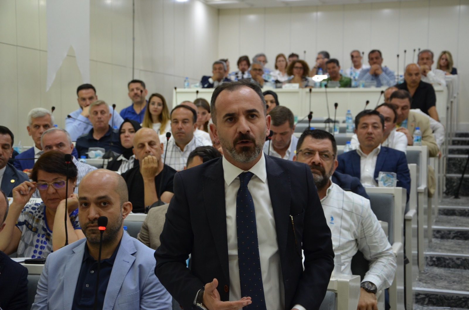 Özgür Hızal'dan Başkan Soyer'e sert tepki: 