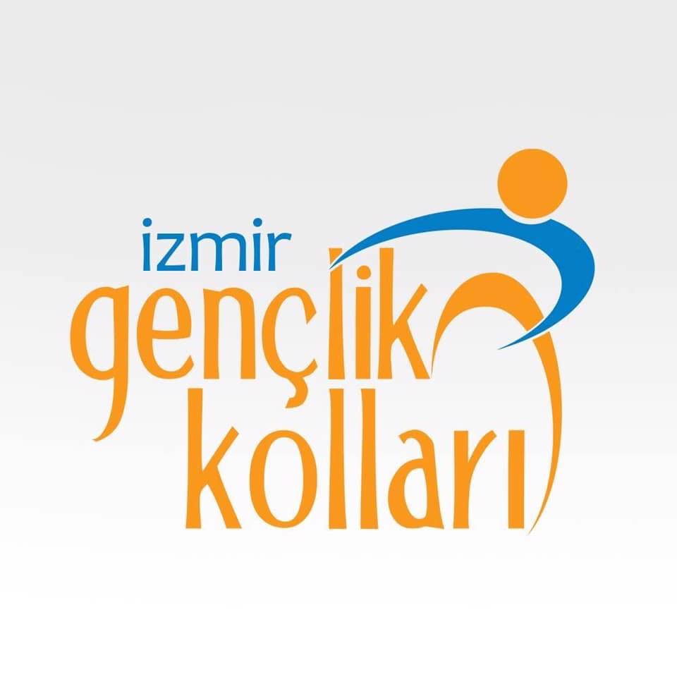 Ak Parti İzmir Gençlik Kolları'ndan CHP'ye toplu geçişe sert tepki