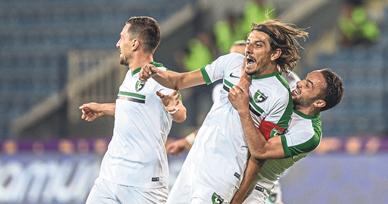 Menemenspor'da hedef Mehmet Akyüz