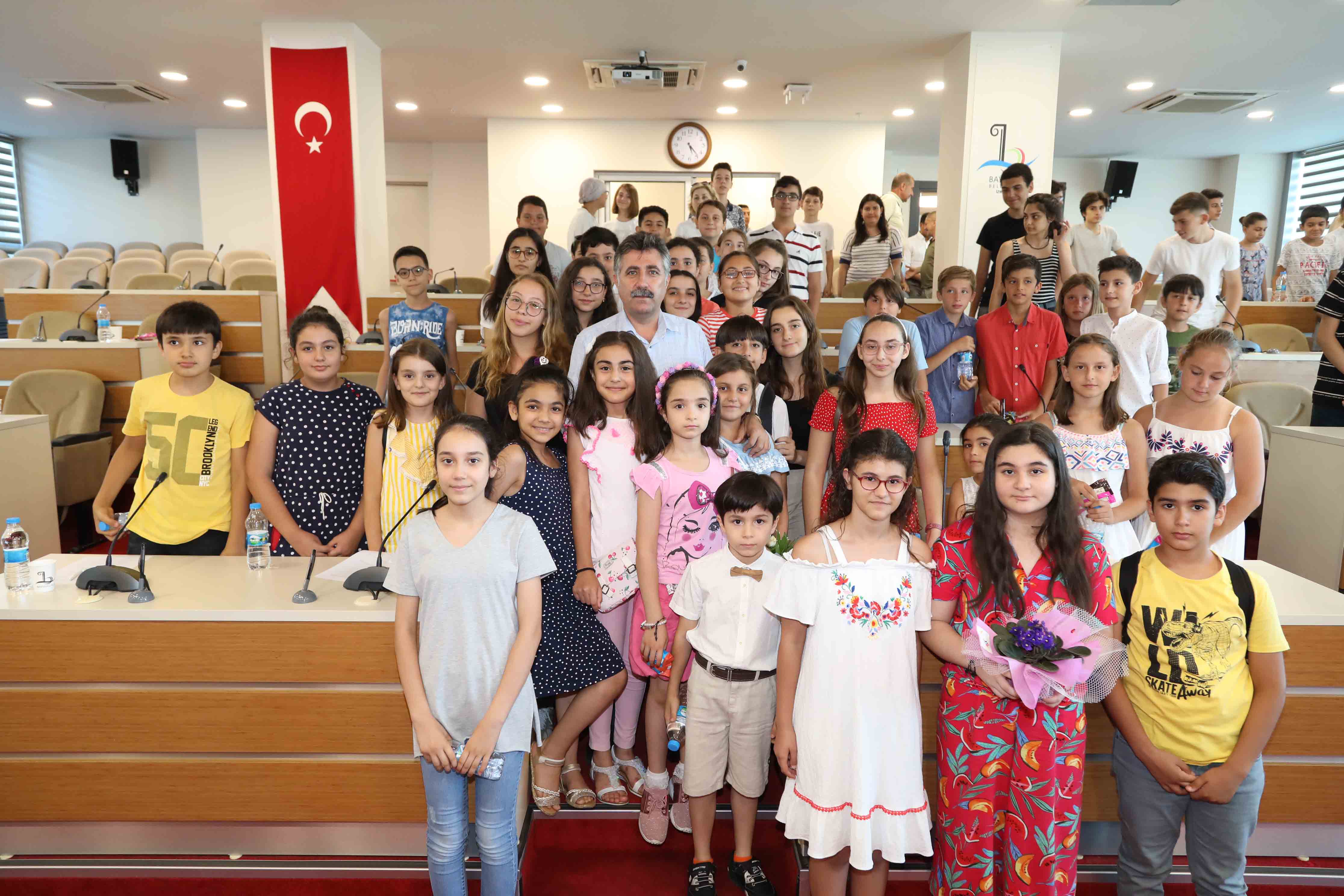 Bayraklı'nın geleceğine vatandaşlar karar verecek