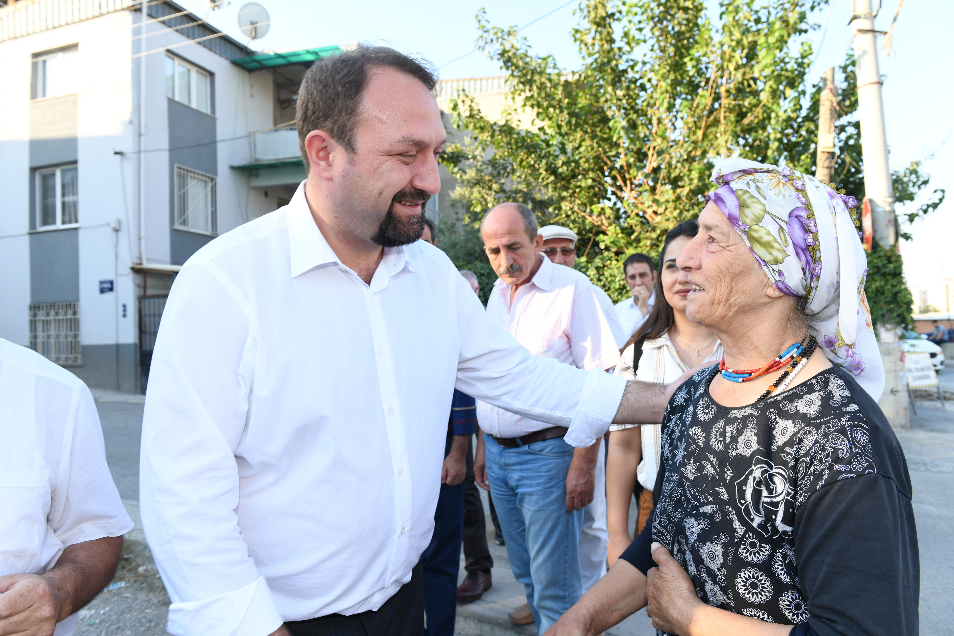 Başkan Gümrükçü'nün 'Şafak Mesaileri' tam gaz sürüyor