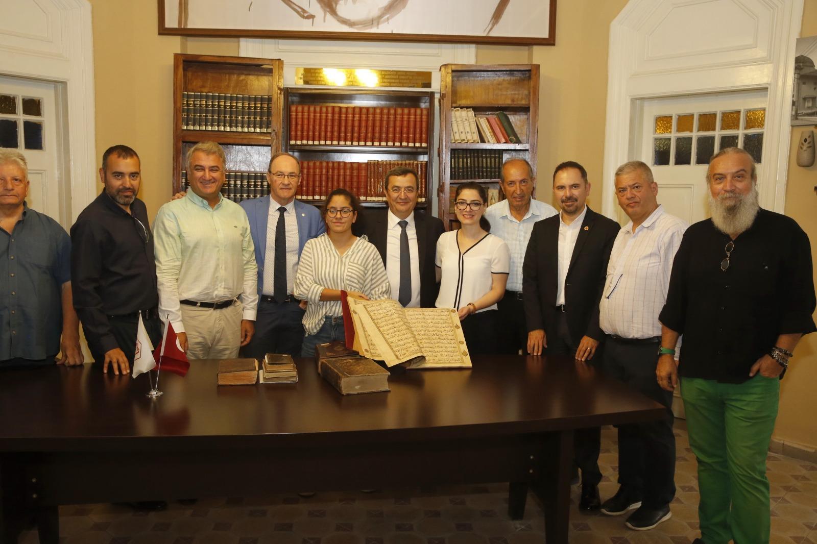 Başkan Batur'dan Milli Kütüphane'ye tam destek