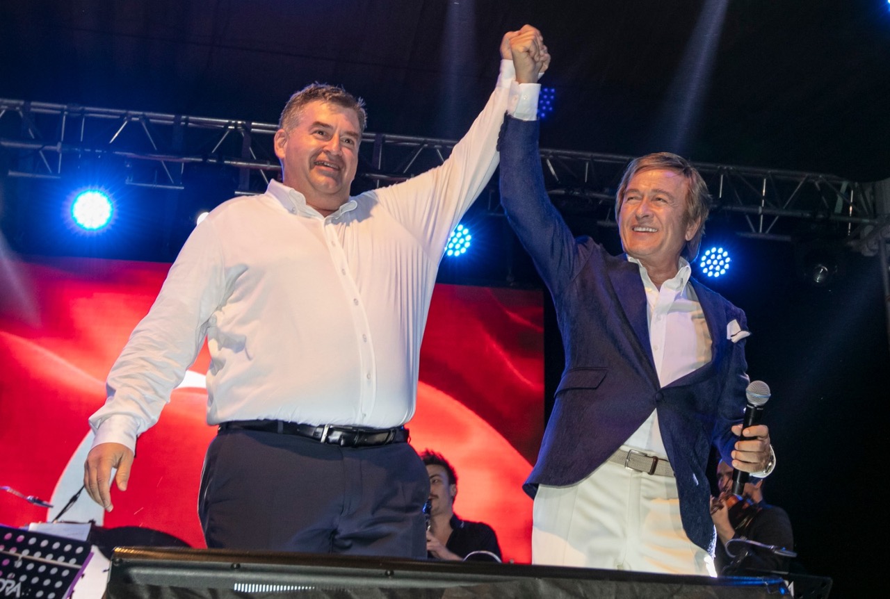 Atatürk'ün Çeşme'ye gelişinin 93. yılı coşkuyla kutlandı