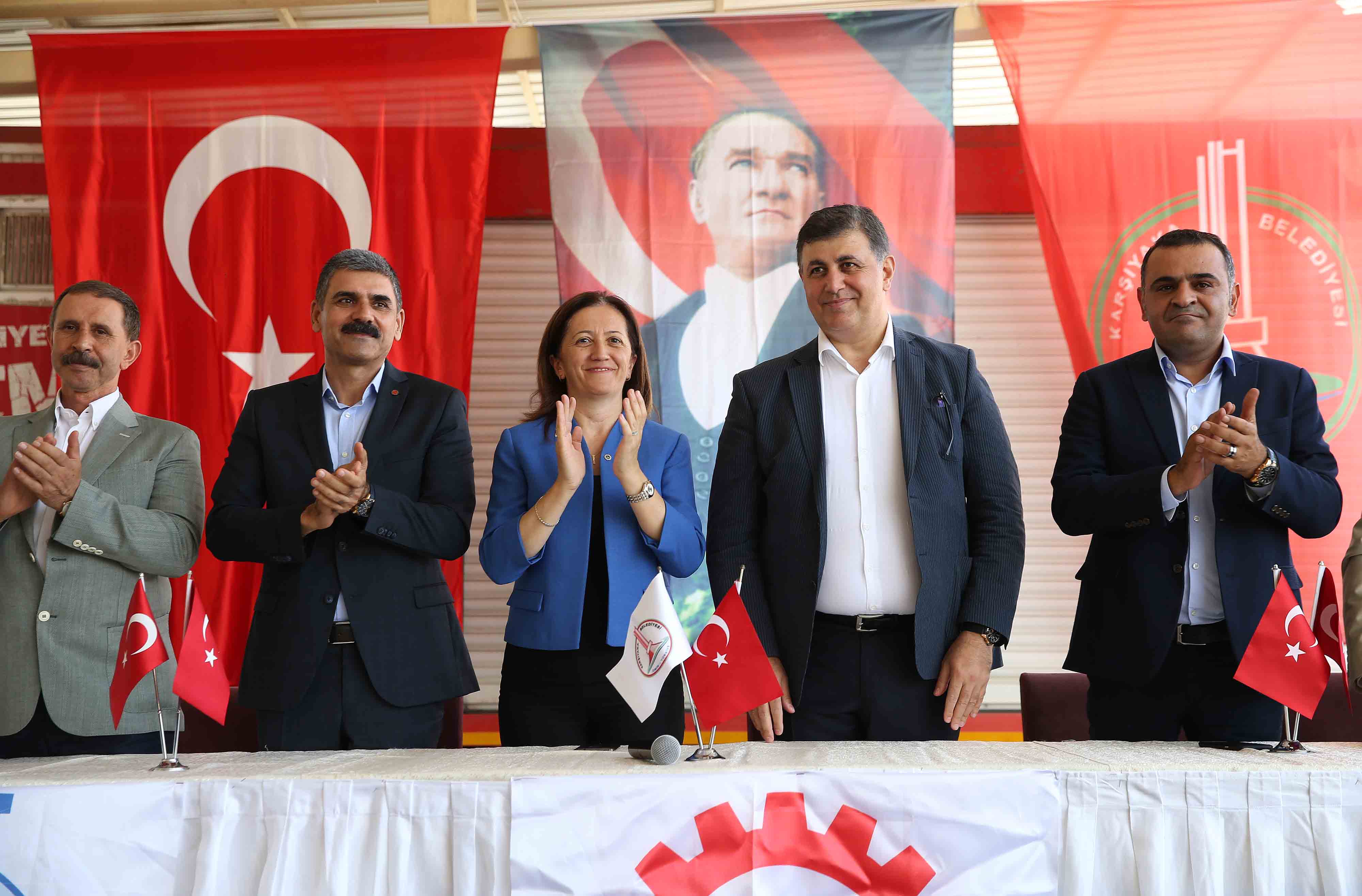 Karşıyaka Belediyesi'nden Kent A.Ş çalışanlarına zam