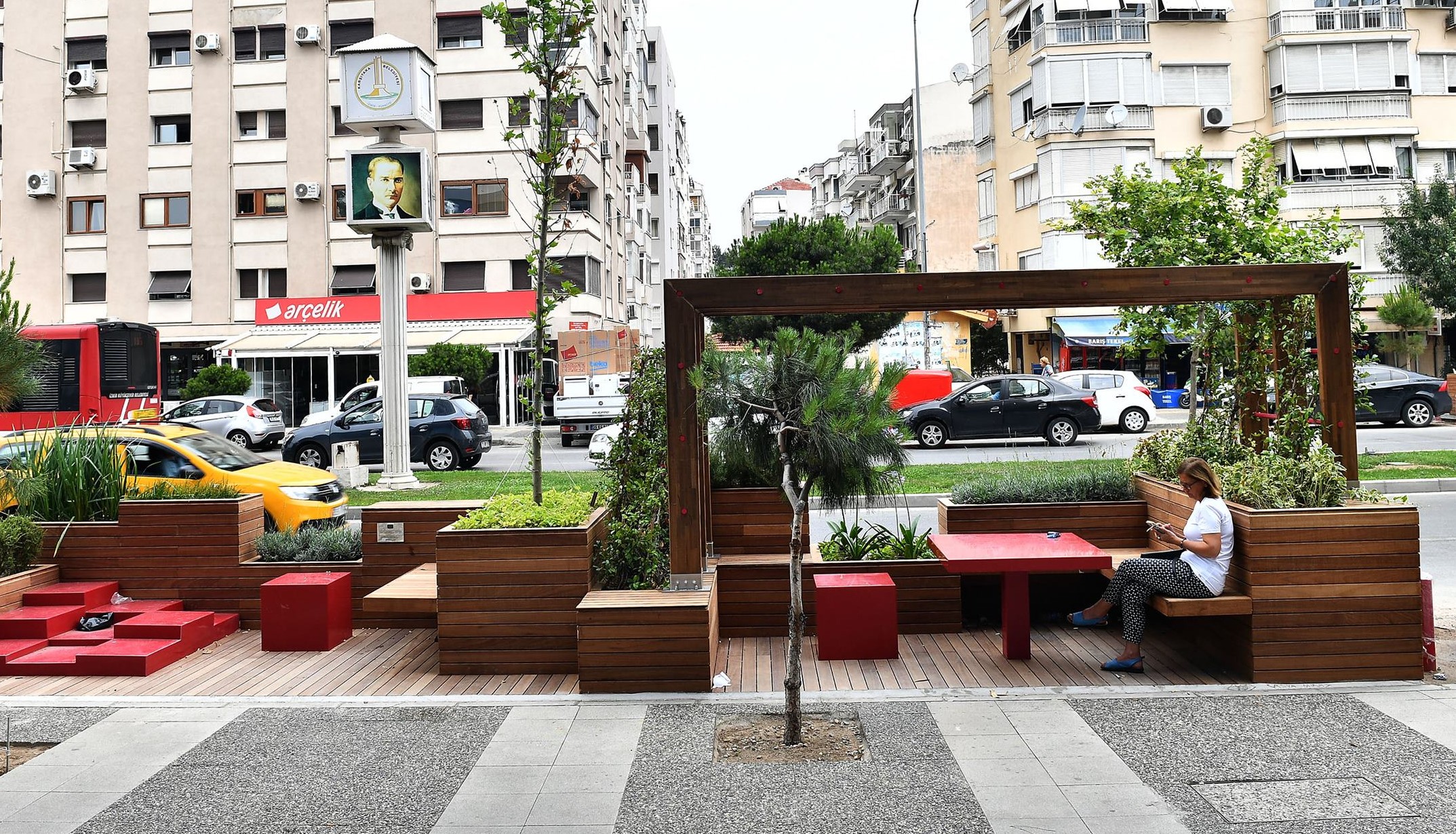 Girne'de modern cep parklara vatandaşlardan tam not