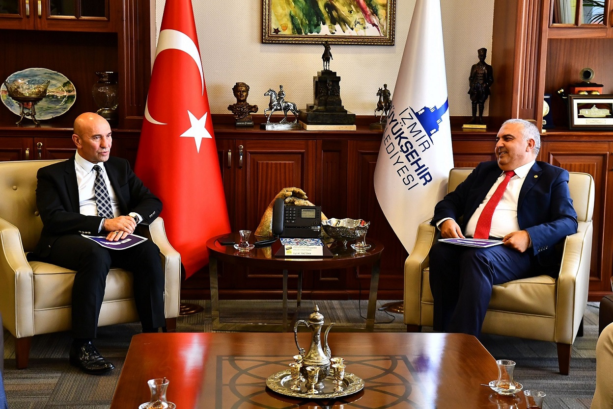 Başkan Soyer'den yenilenebilir enerji çıkışı: 