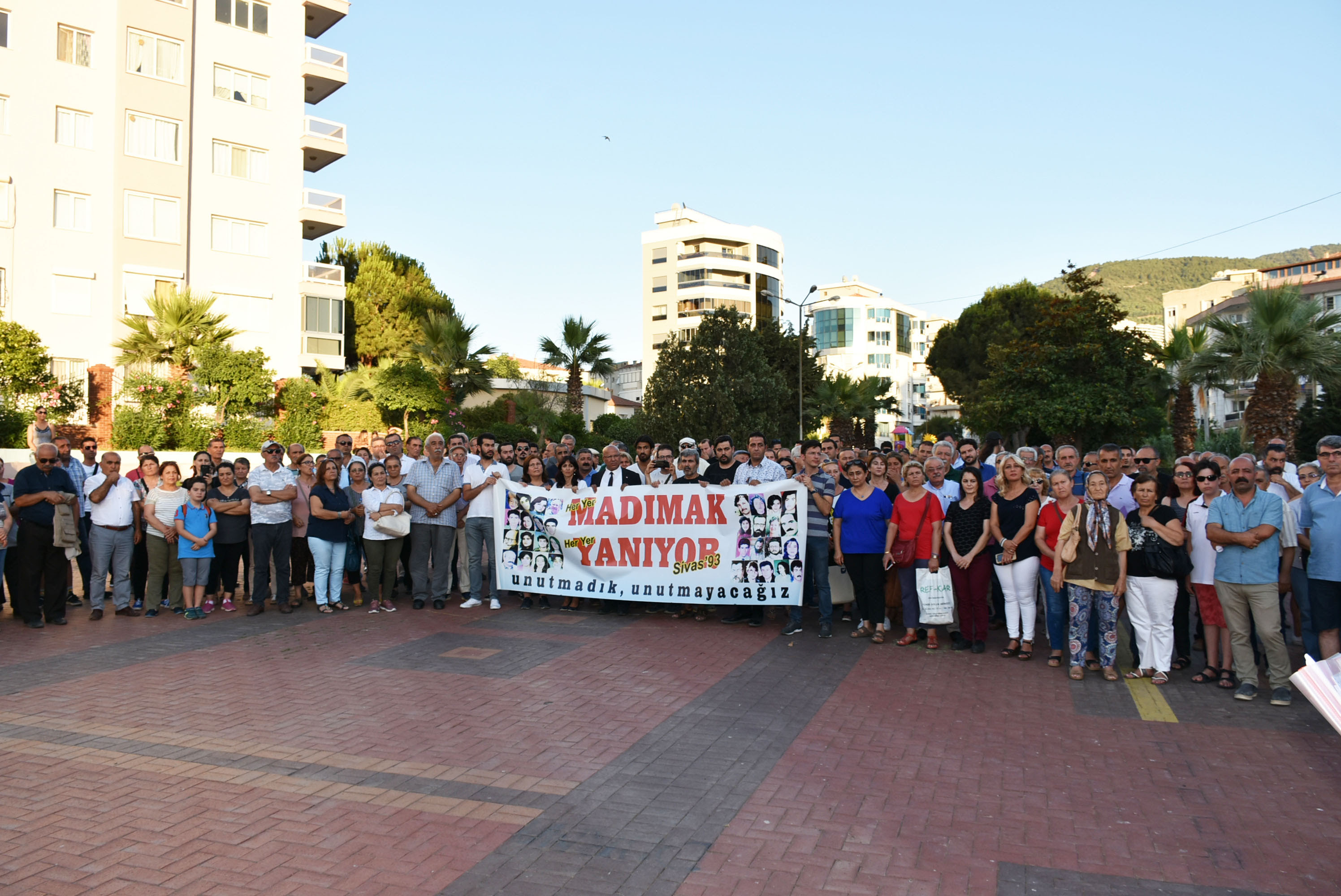 Narlıdere'de Madımak unutulmadı